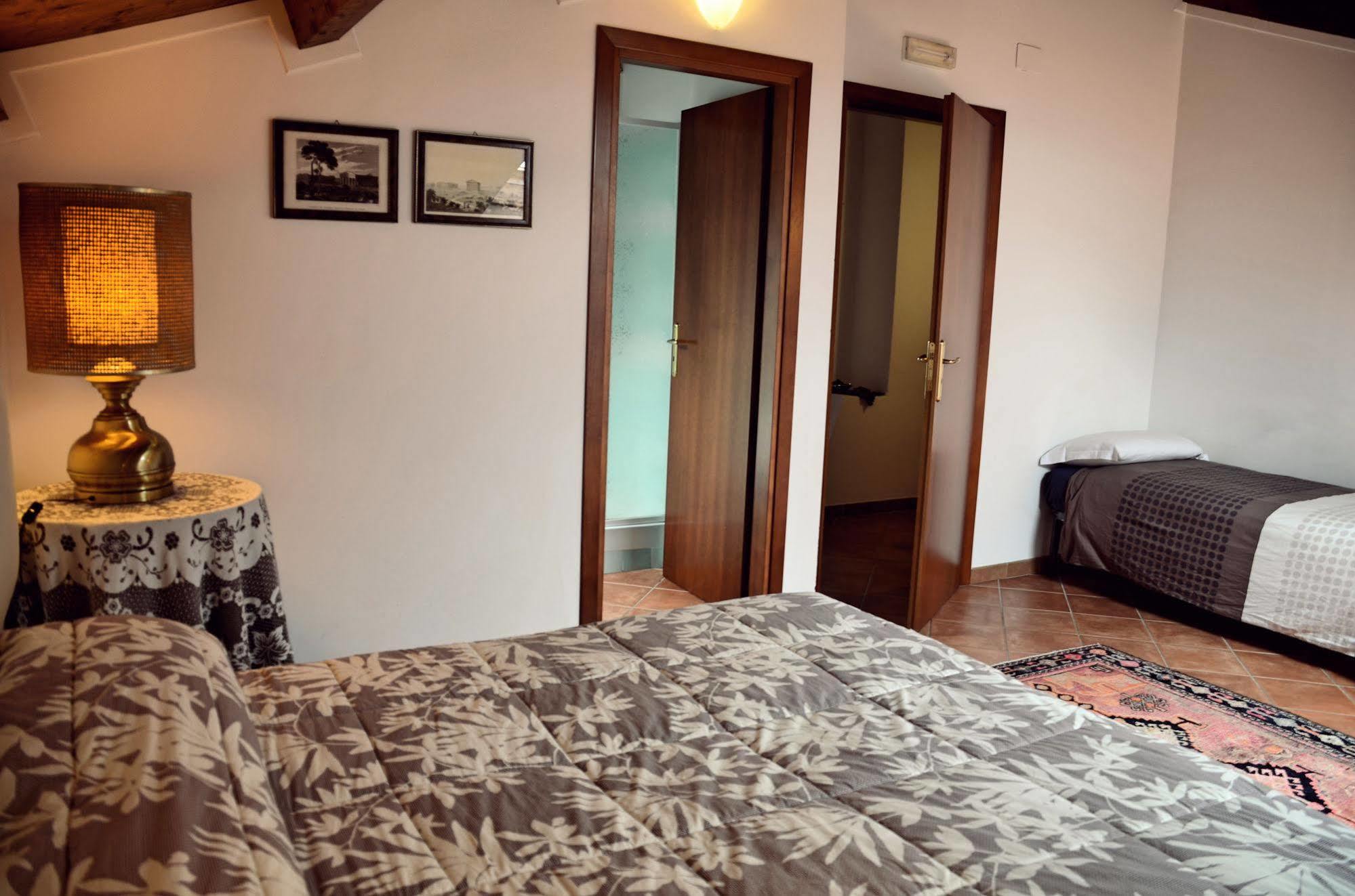 Gasthaus Casale Giancesare Capaccio Exterior foto